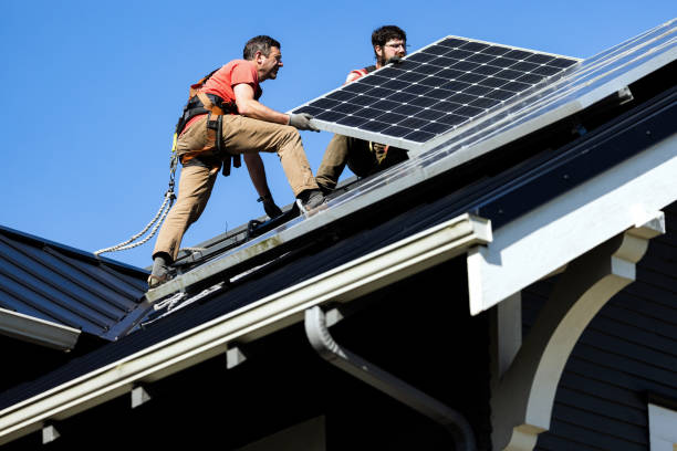 Best Emergency Roof Repair Services  in Comstock Park, MI